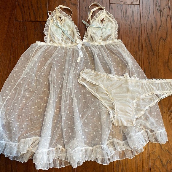 Victoria's Secret Other - Victoria’s Secret I do Lingerie Babydoll size Large